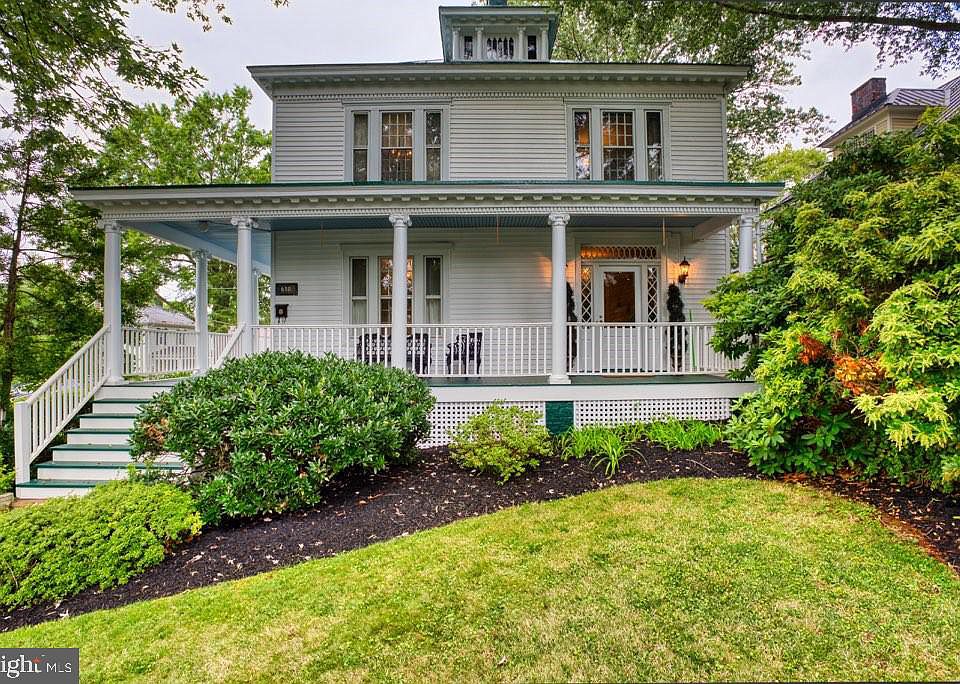 The Dr. Humphries House, Circa 1908 in Virginia. 399,000 The Old