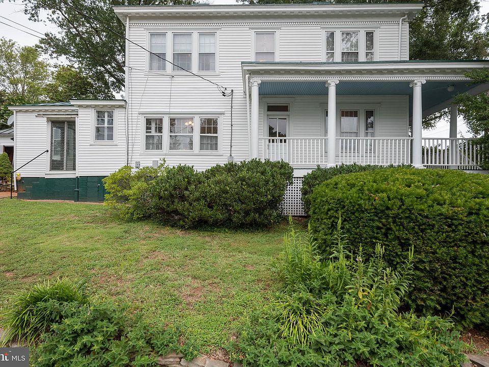 The Dr. Humphries House, Circa 1908 in Virginia. 399,000 The Old