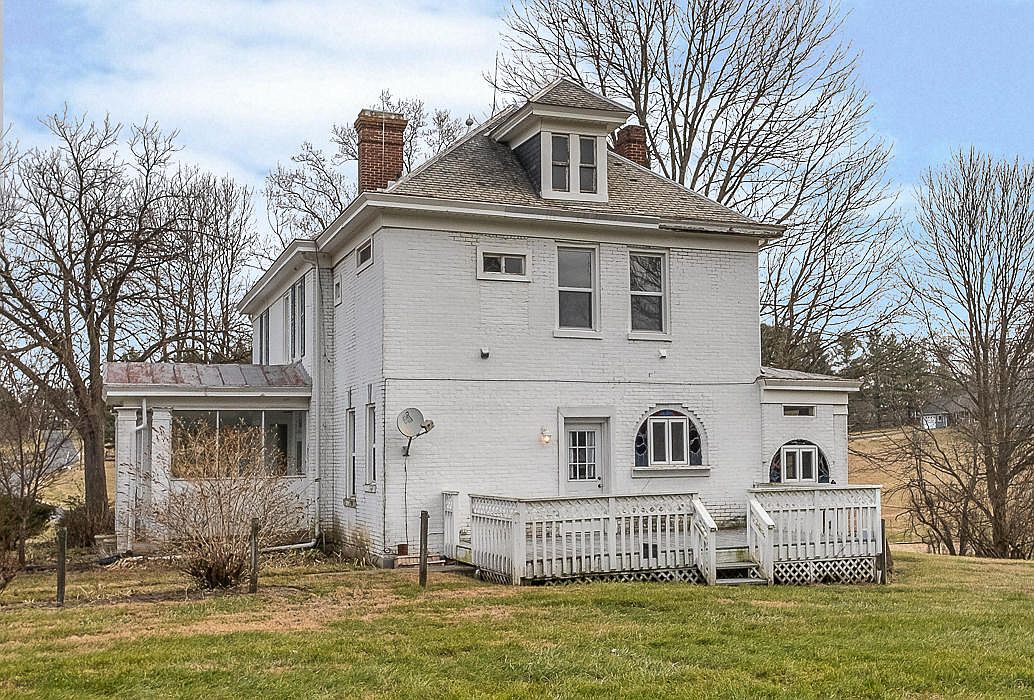 Deer Run Farm, Circa 1903. Ten acres in the Virginia mountains