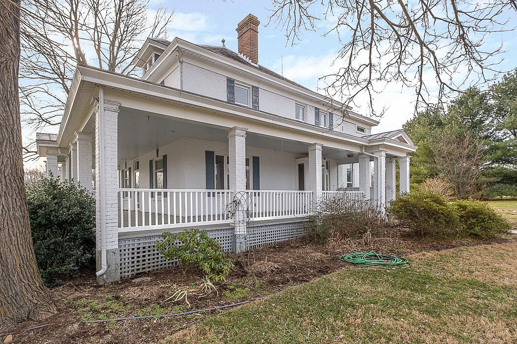 Deer Run Farm, Circa 1903. Ten acres in the Virginia mountains