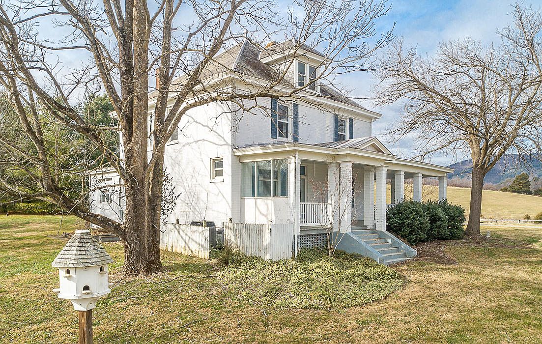 Deer Run Farm, Circa 1903. Ten acres in the Virginia mountains