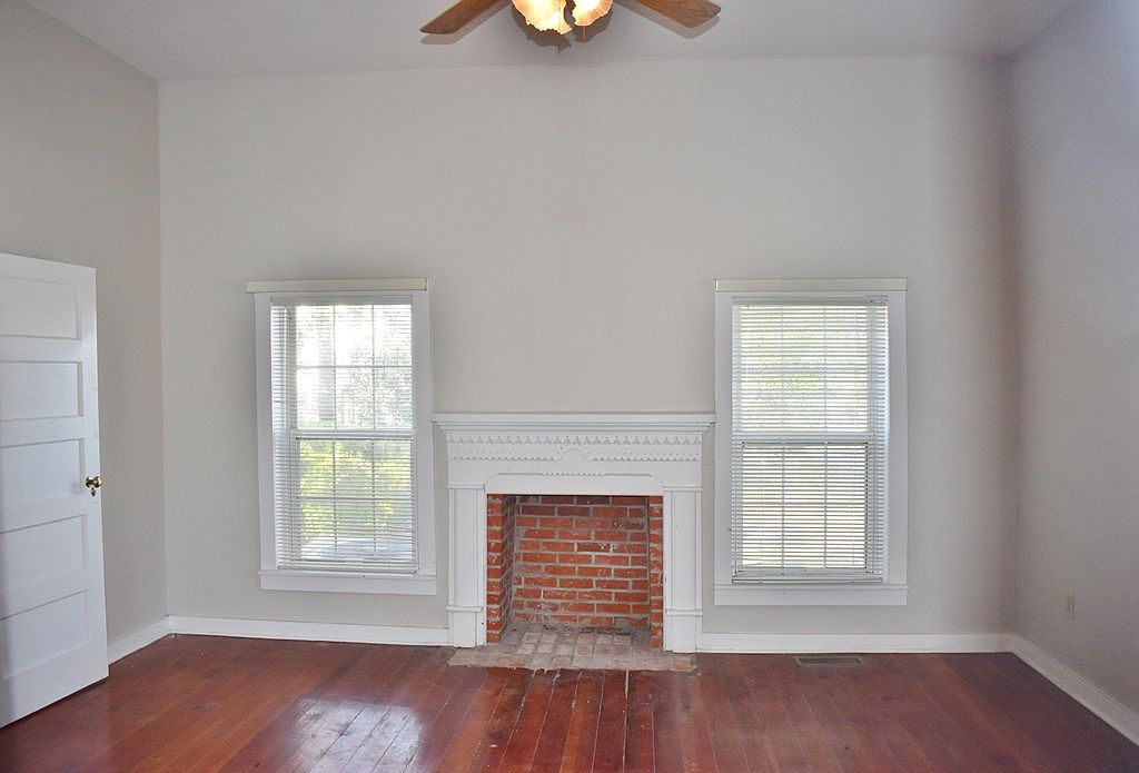 Cute house!! Circa 1921 in Ailey, 89,900 The Old House Life