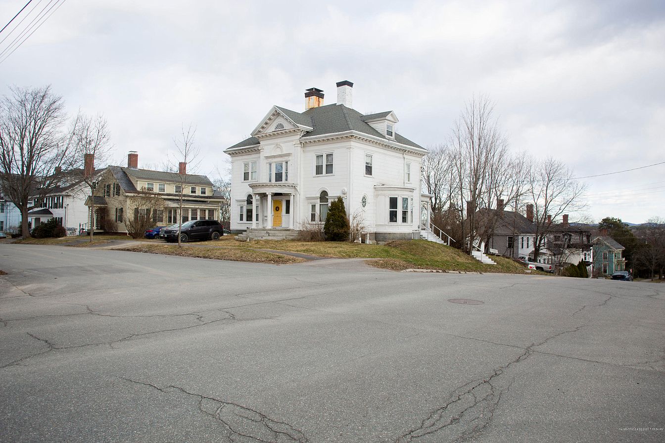 13 bedrooms! Circa 1892 in Bangor, Maine. 183,222 The Old House Life