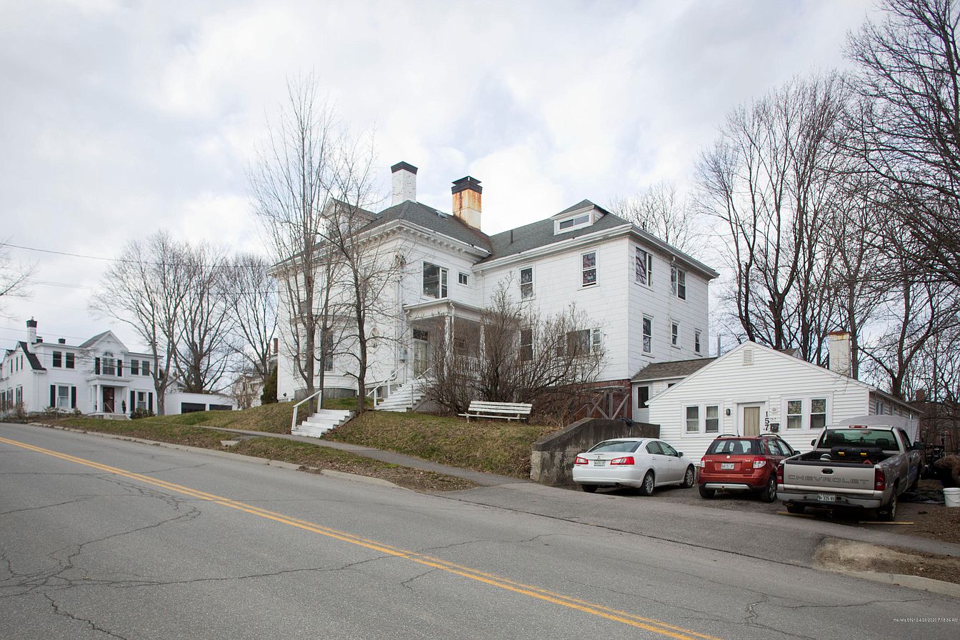 13 bedrooms! Circa 1892 in Bangor, Maine. 183,222 The Old House Life