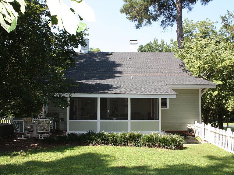 Sears Craftsman Bungalow, Circa 1910 in North Carolina. 160,000 The Sears Craftsman Bungalow, Circa 1910 in North Carolina. 160,000 The