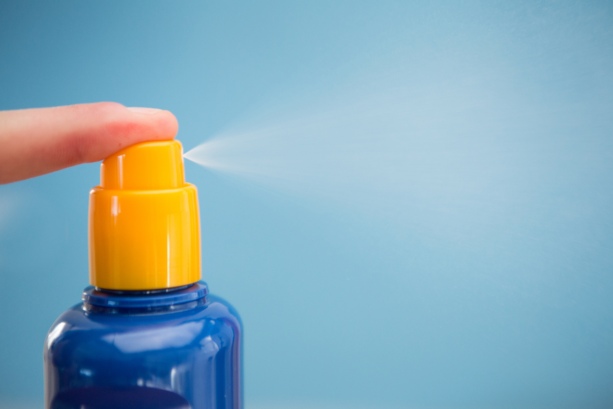 J & J Recalls 5 Aerosol Sunscreens The Oldish®