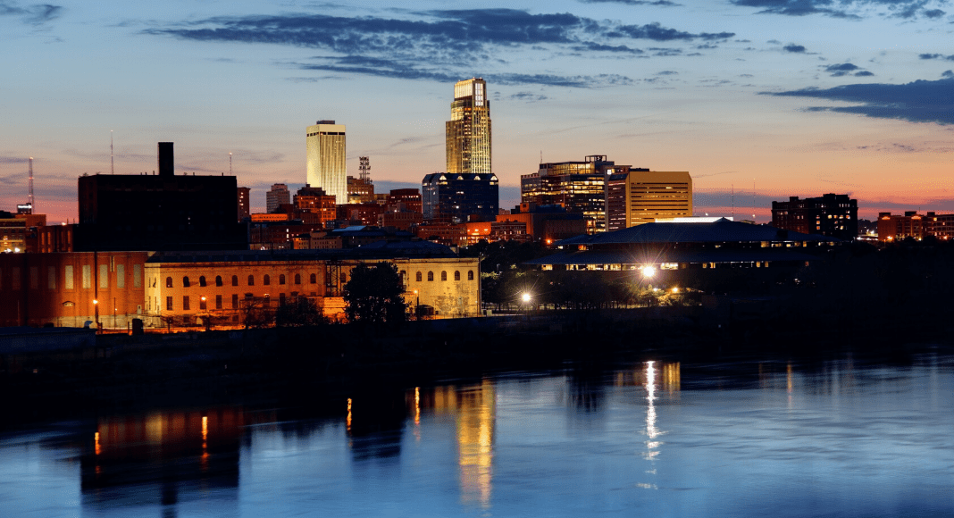 35 Best Date Night Ideas in Omaha