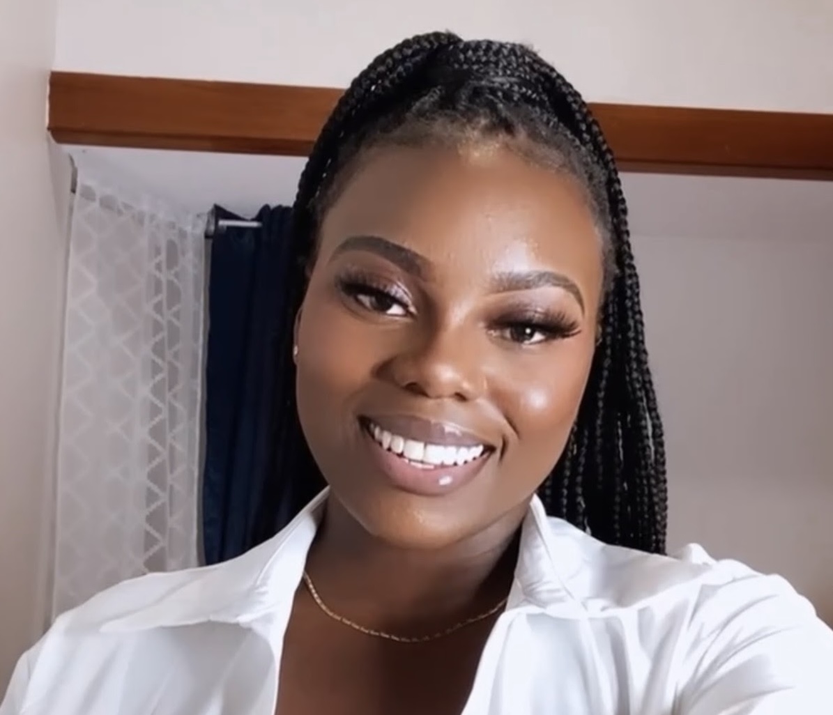 Staff Bio: Aurora – The Online Beacon