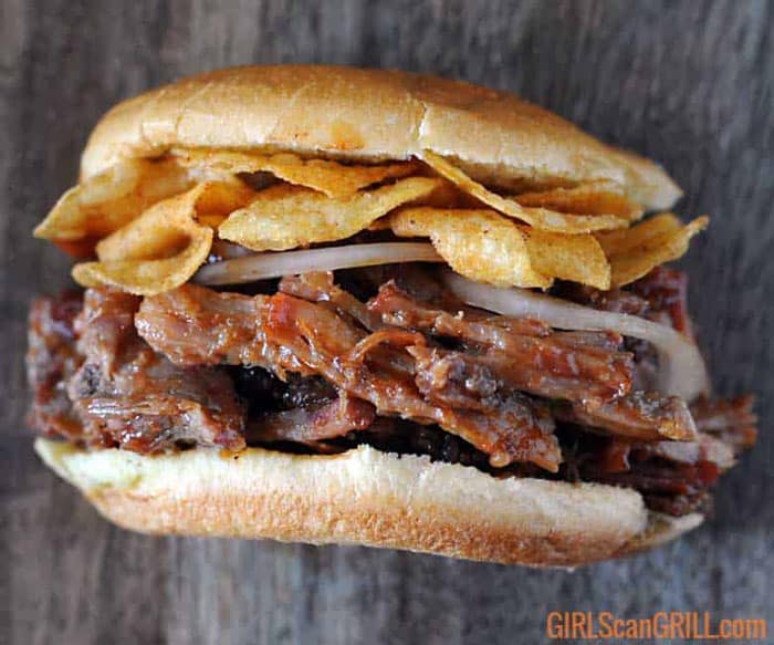 17 Best BBQ Sandwich Recipes [Grilled Chicken, Pulled Pork, Beef
