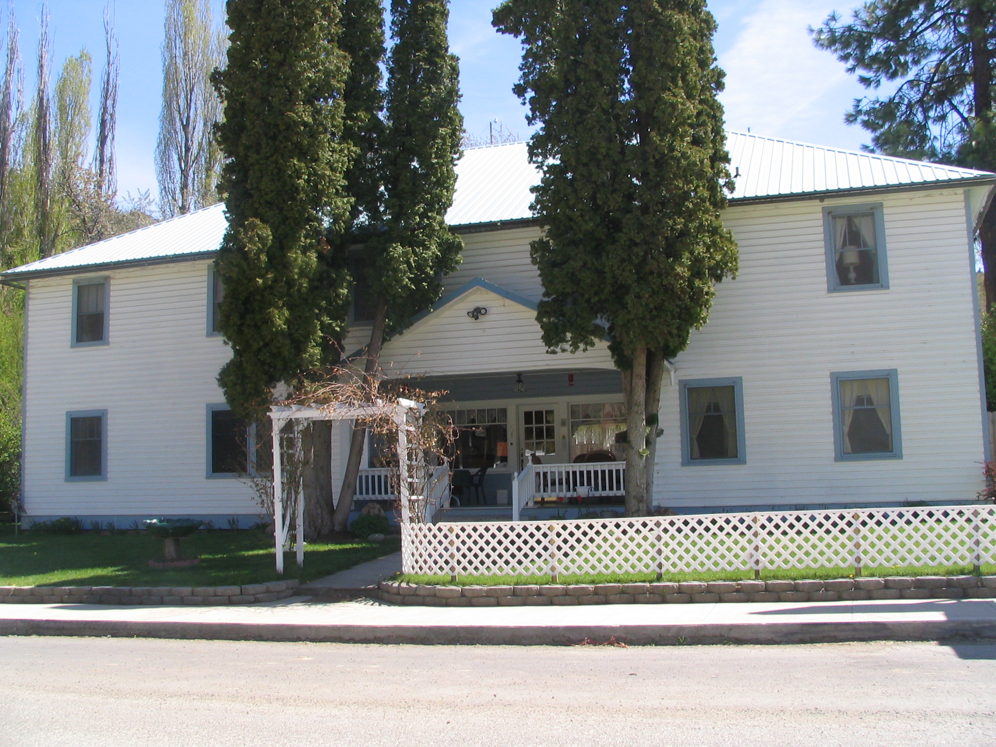 The Oregon Hotel Mitchell, Oregon