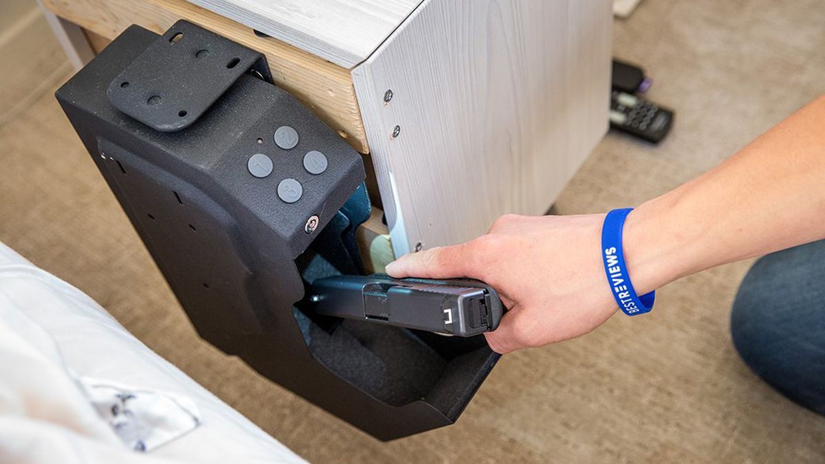 7 Best Gun Safe Reviews & Buyer Guide (Updated 2022)