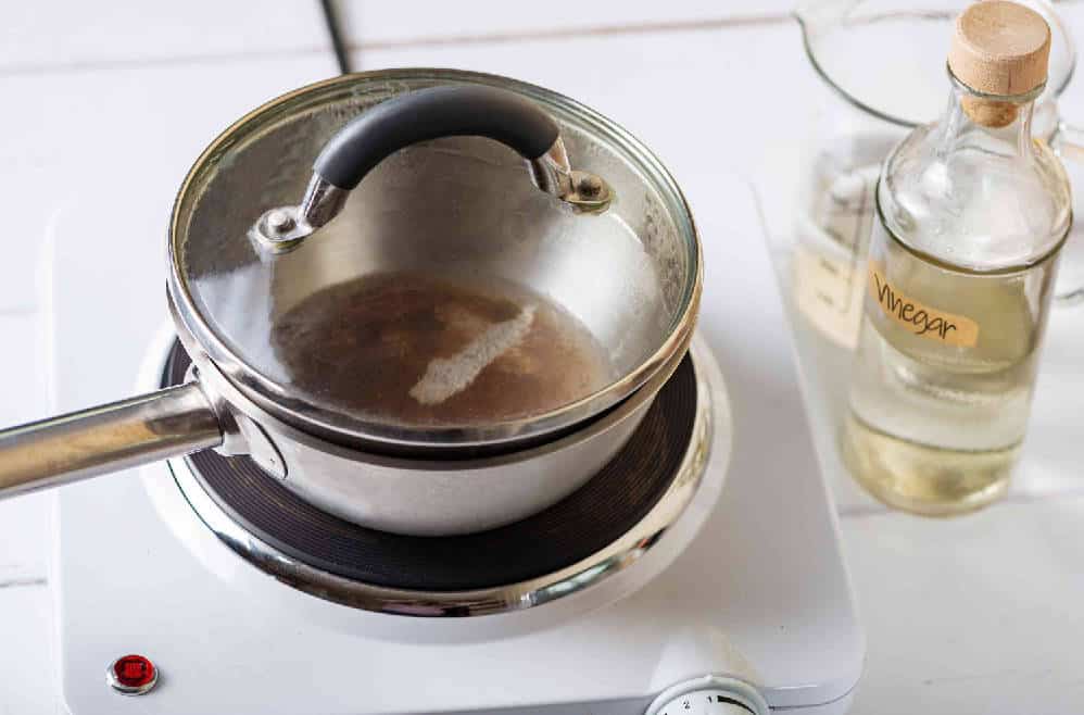 9 Ways to Get Burnt Sugar Off a Pan