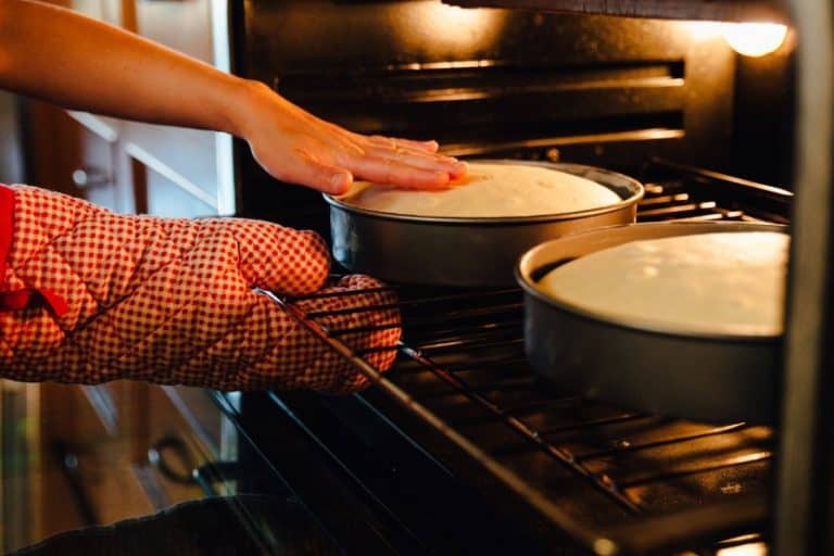 How To Adjust Baking Time For Different Size Pans?