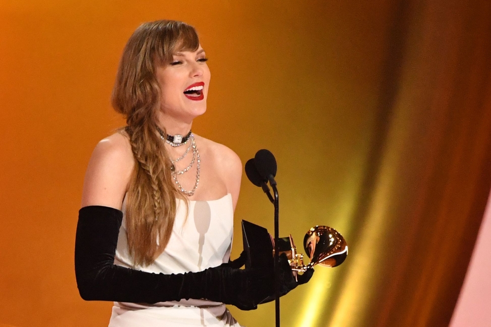 Taylor Swift wins Album of the Year Grammy, breaking record The Peninsula Qatar