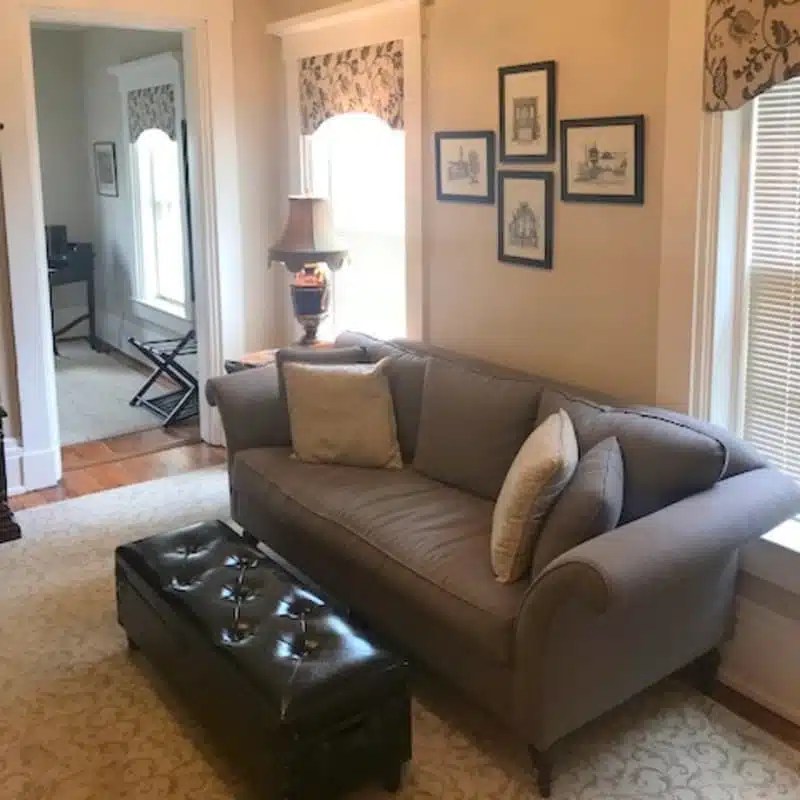 Best 2024 Louisville Bed and Breakfast, Marilyn Suite