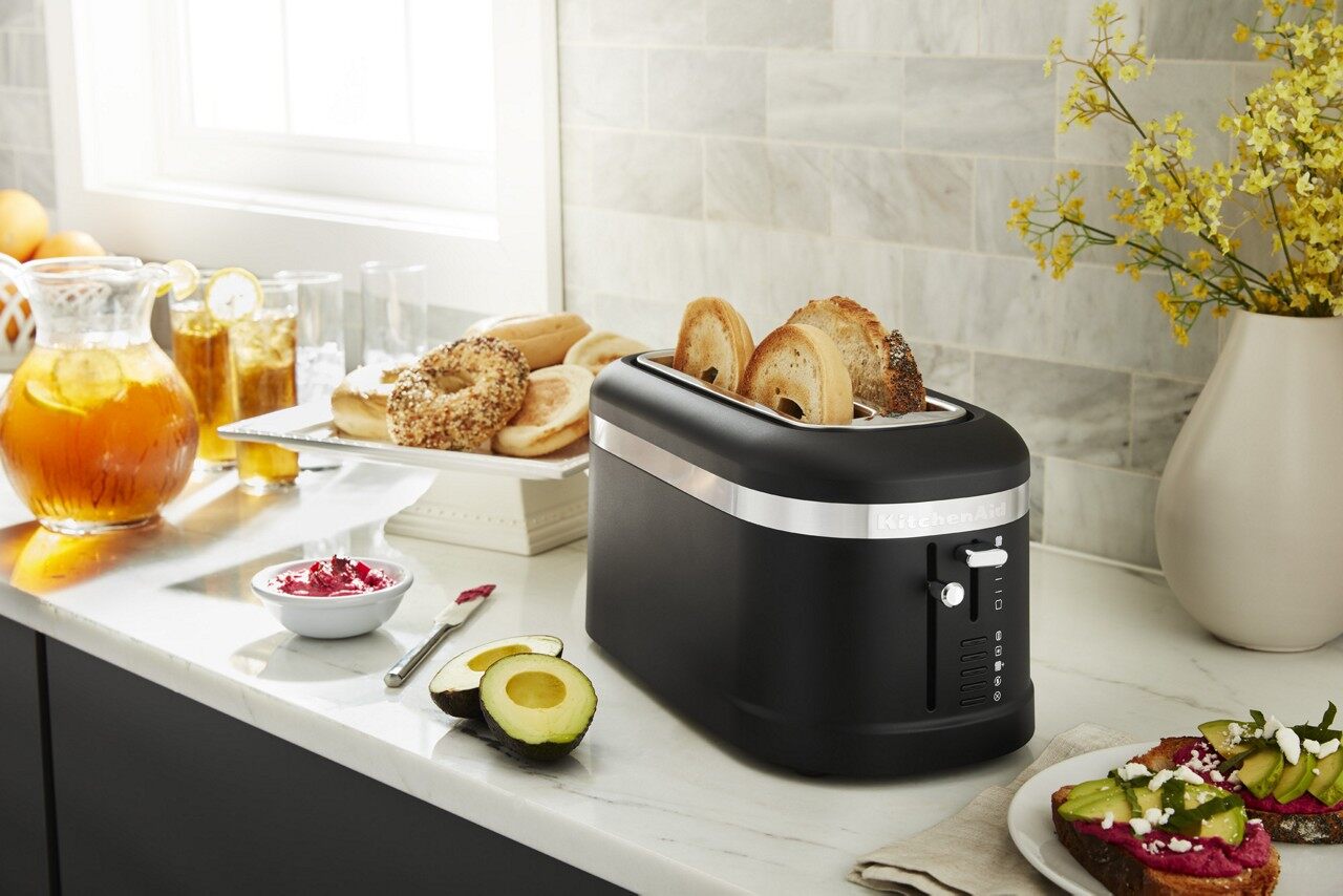 Top 8 Best Kitchen Toasters Reviews & Comparison 2023
