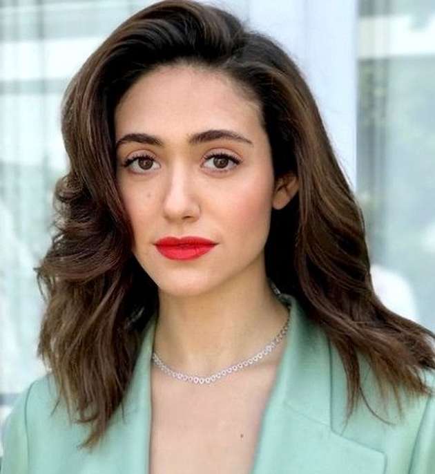 Emmanuelle Grey Rossum Height, Wiki, Age, Net Worth and More 2024| The