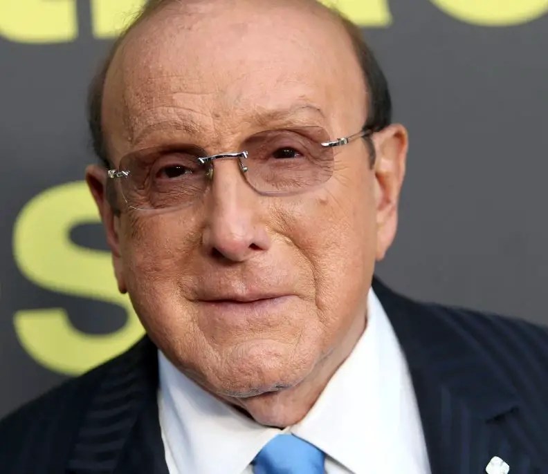 Clive Davis Net worth, Age, Weight, BioWiki, Wife, Kids 2023 The(07)
