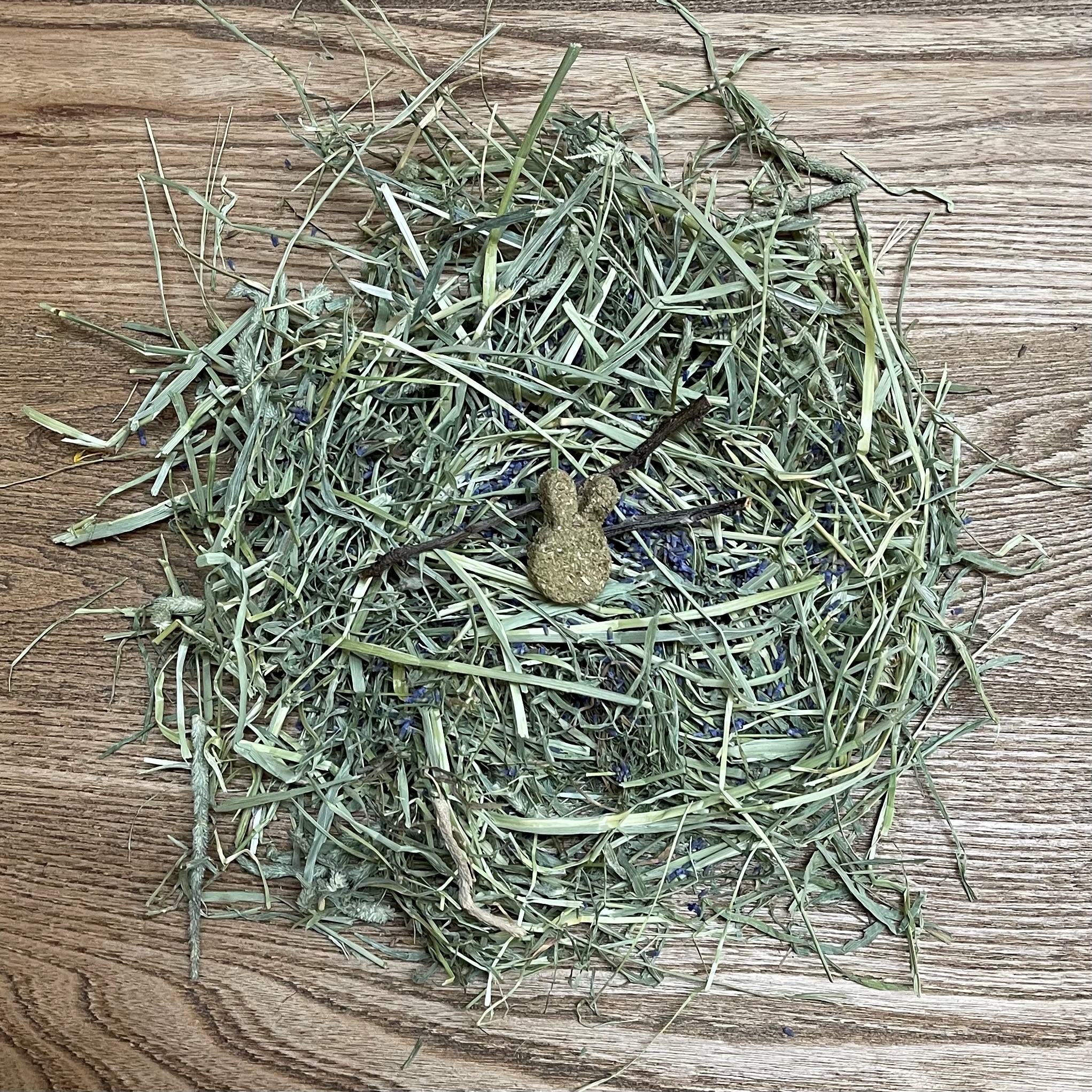 Hay for Rabbits + Guinea Pigs Grass, Oaten, Timothy, Lucerne