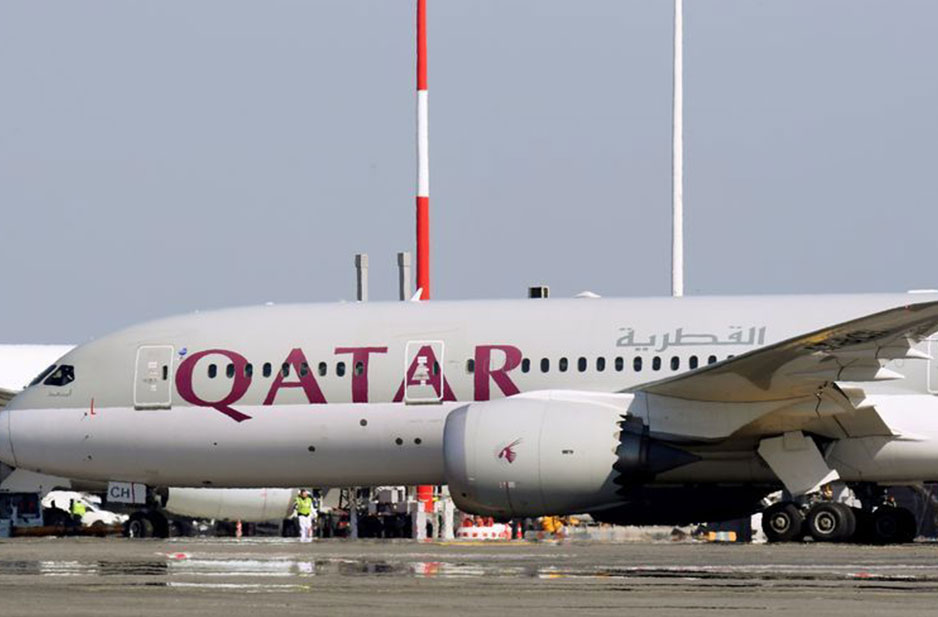 Qatar Airways and Standard Chartered sign 850 Million Aircraft