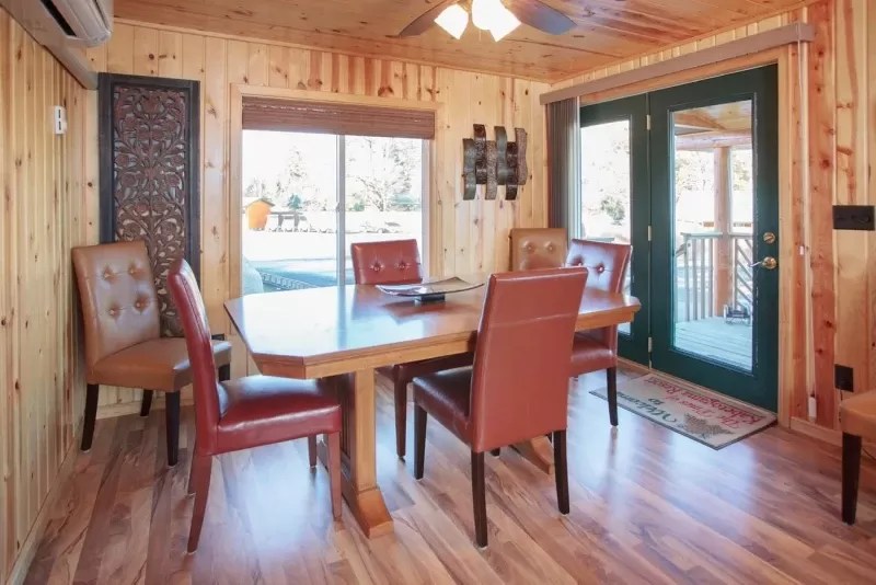 Lake Kabetogama Cabin Rental Vacation The Pines of Kabetogama