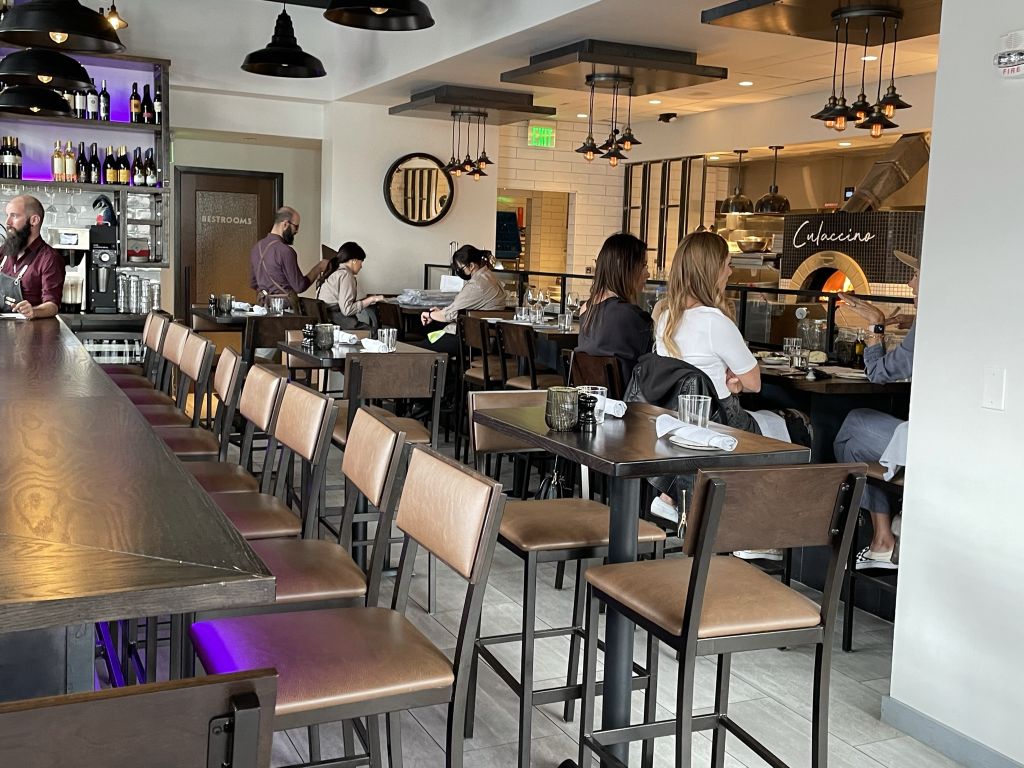 Culaccino in Downtown Franklin, TN—A Great Neapolitan Pie Comes to Town