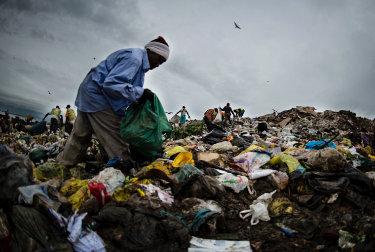 When the world’s largest landfill closed, a city of garbage pickers