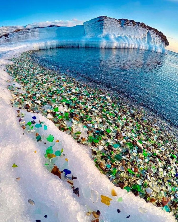 Ussuri Beach is home to stunning sea glass (photos)
