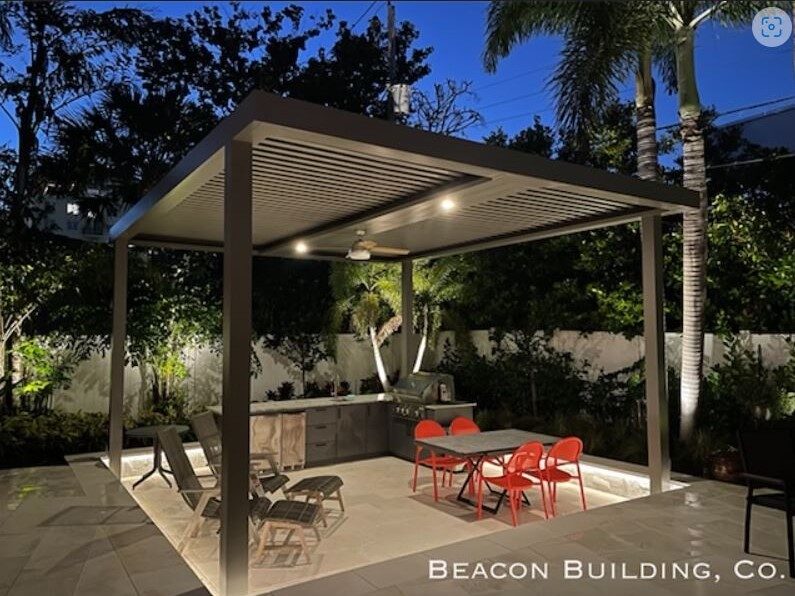 Outdoor Kitchen in Boca Raton builtin grill dining countertop for food