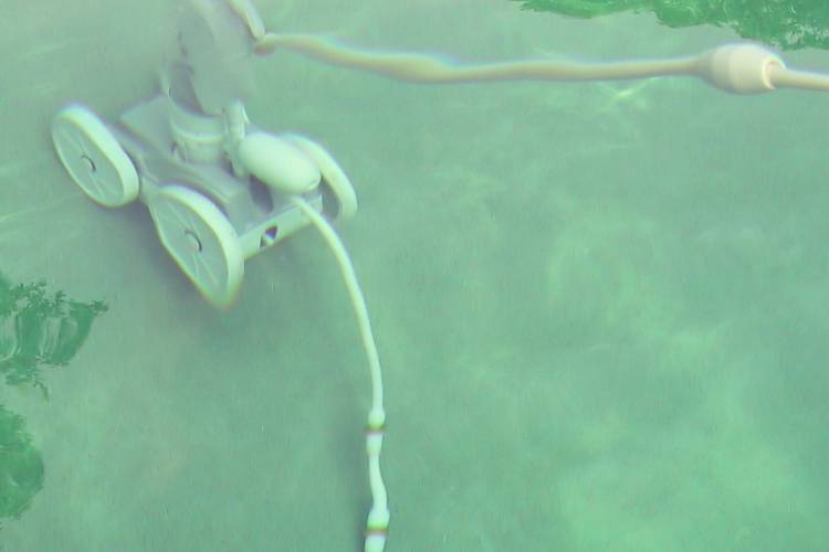 Comparing Polaris Pool Cleaners 2024 The Best Guide for You