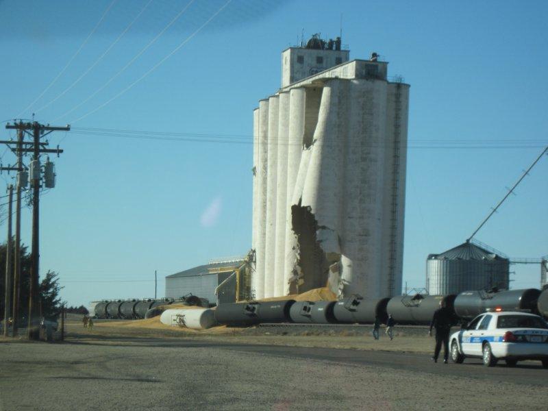 Grain Elevator Collapses In Western Kansas The Salina Post