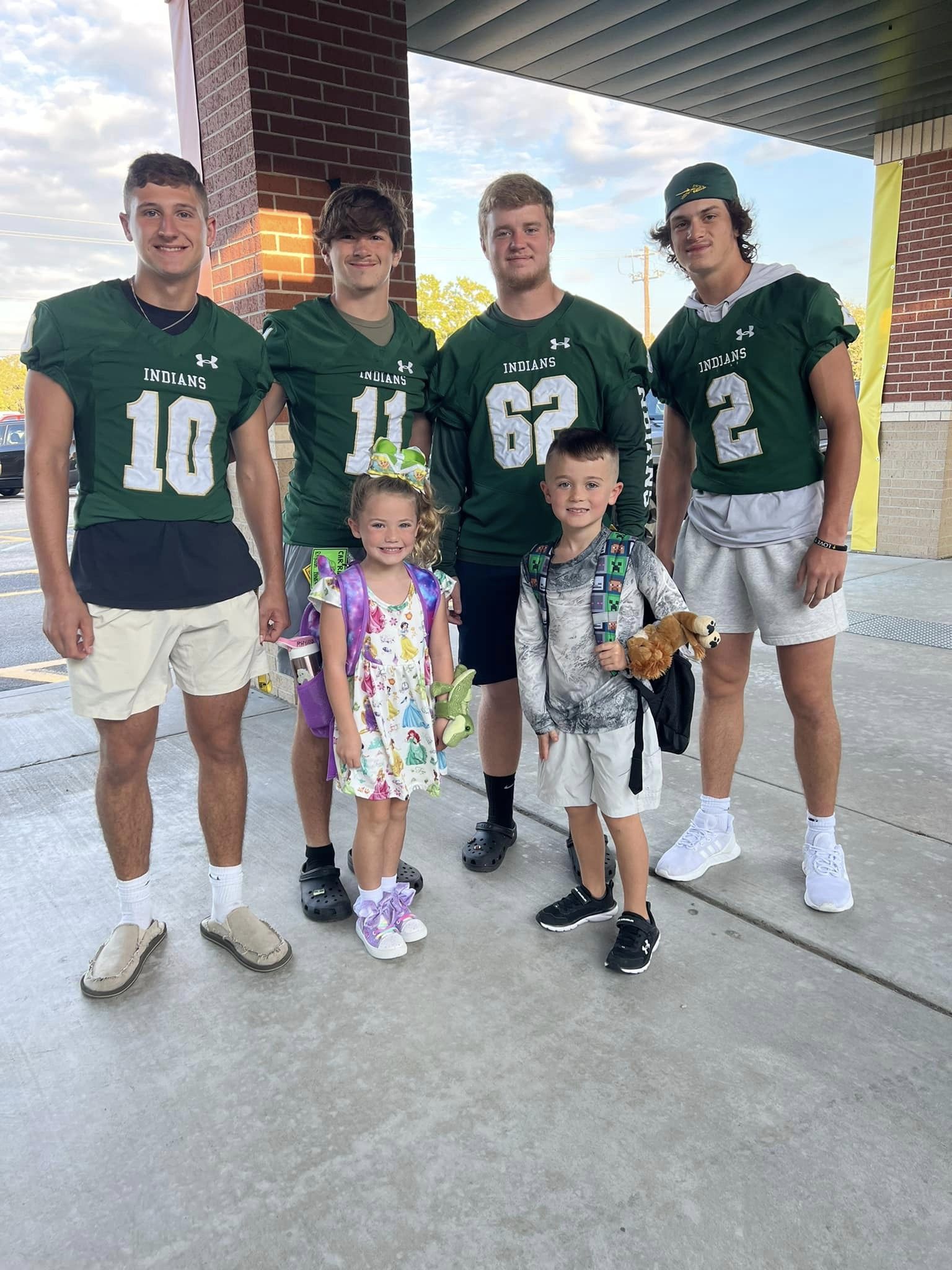 Members of the Santa Fe High School football team the students