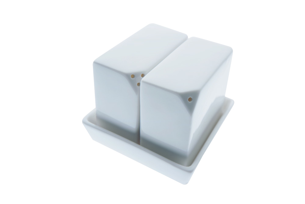 Maxwell & Williams MW WHITE BASICS SQUARE SALT & PEPPER 3 PC SET