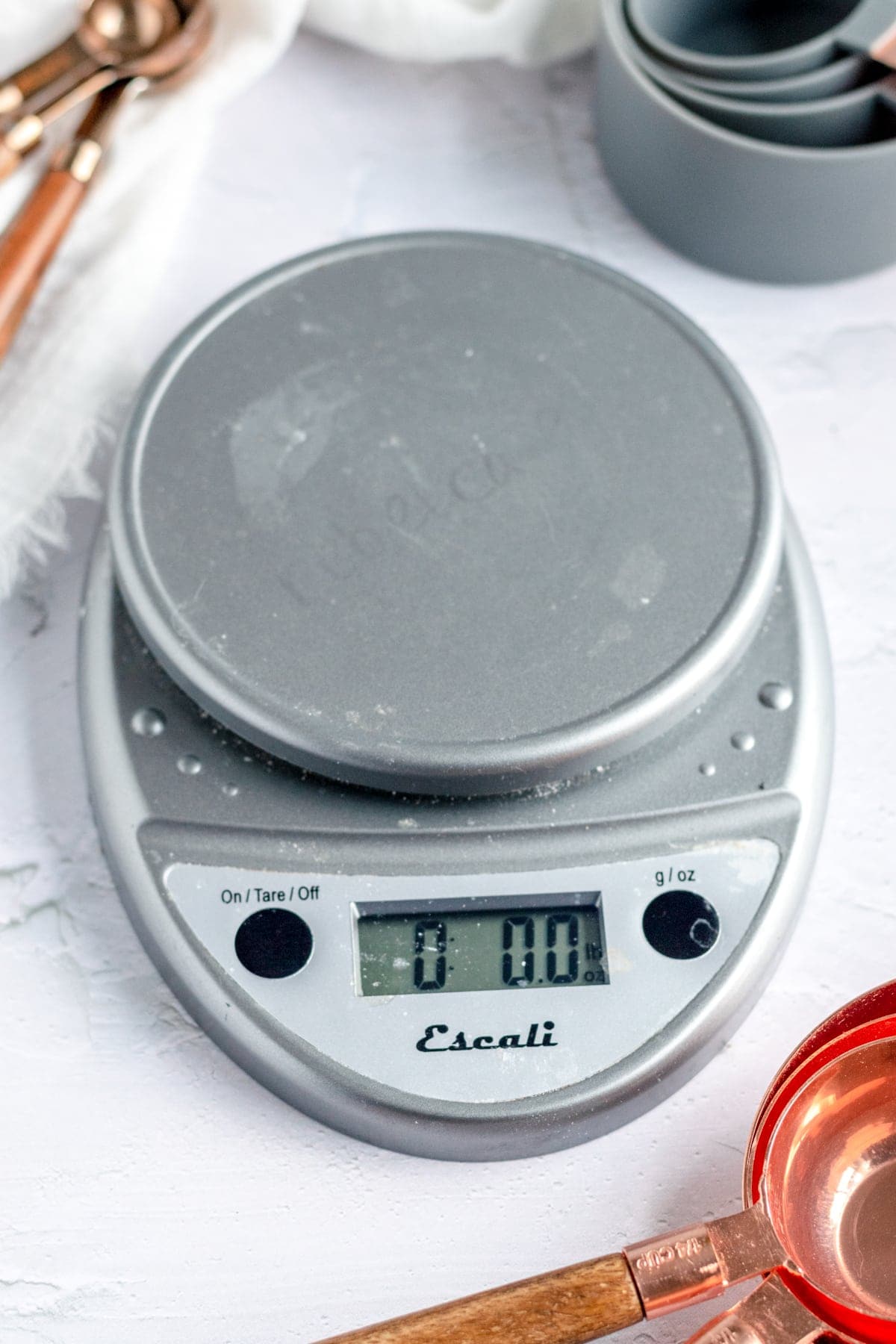 5+ Reasons a Kitchen Scale is Worth It » baking for beginners