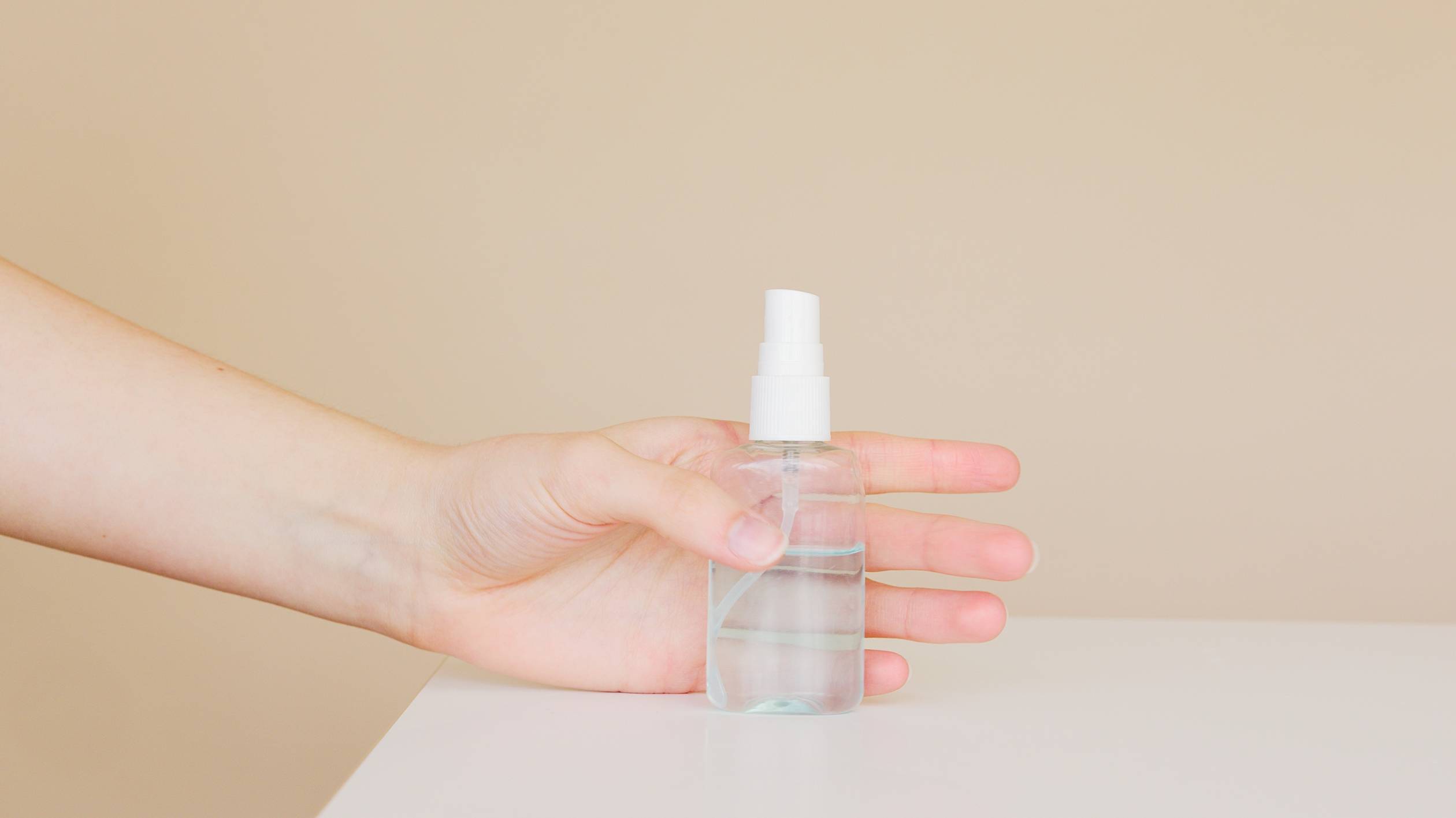 How to know if your hand sanitizer is dangerous… and why it smells bad