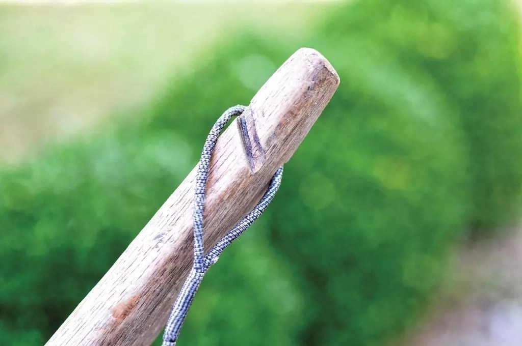 Field Weapon Constructing a Bow & Arrows Using a Knife The Prepper