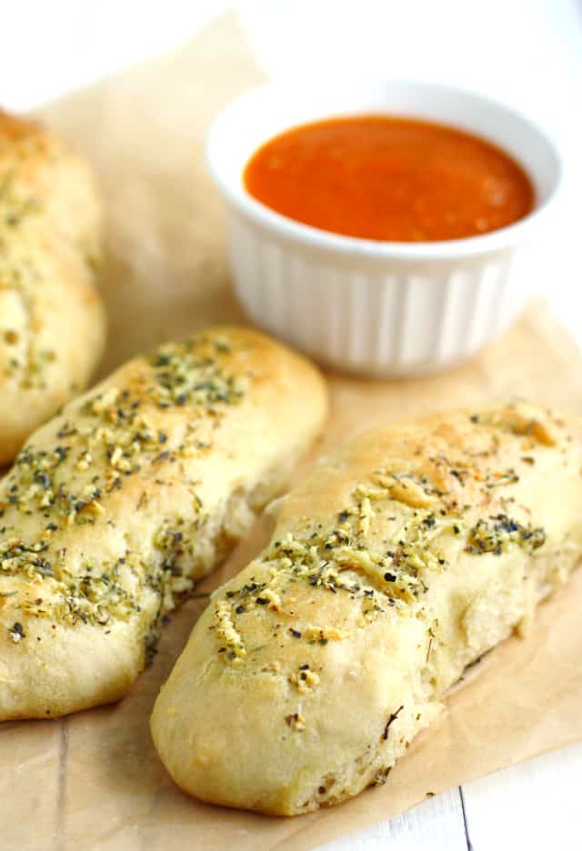 Vegan Garlic Herb Breadsticks with Marinara Sauce. The Pretty Bee