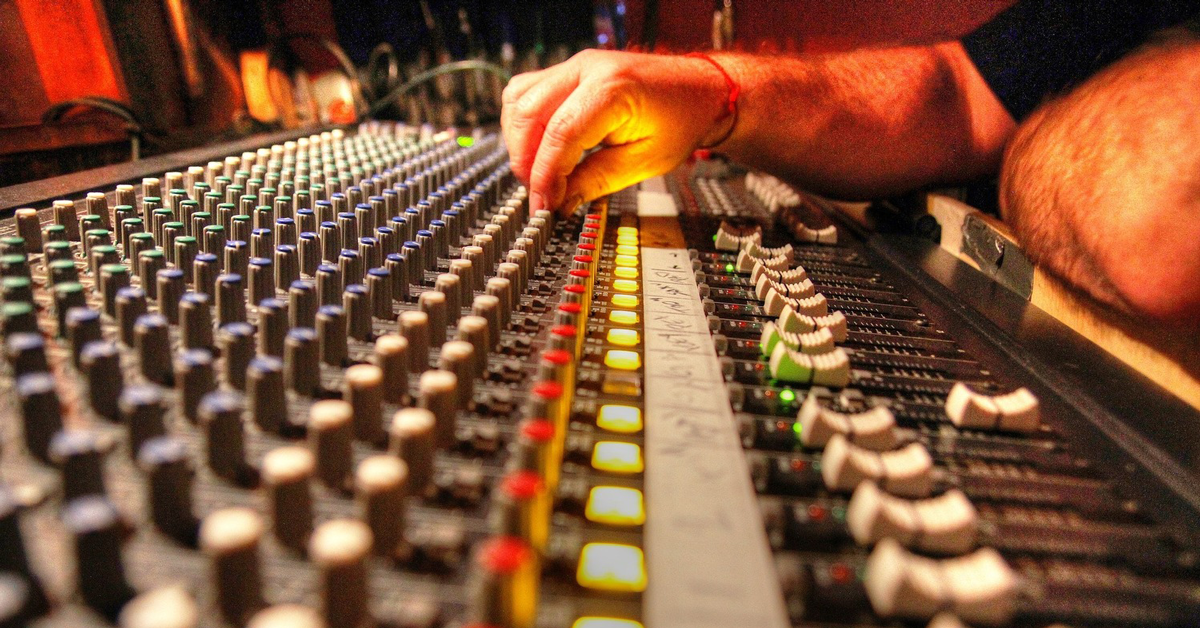 6 Ways to Get Creative with Vocal Doubles — Pro Audio Files