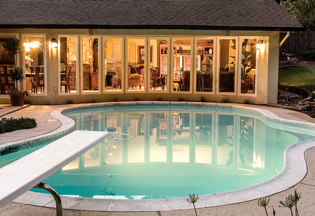 Replacement Simonton Vinyl Window Dealer Harrisburg & Middletown PA