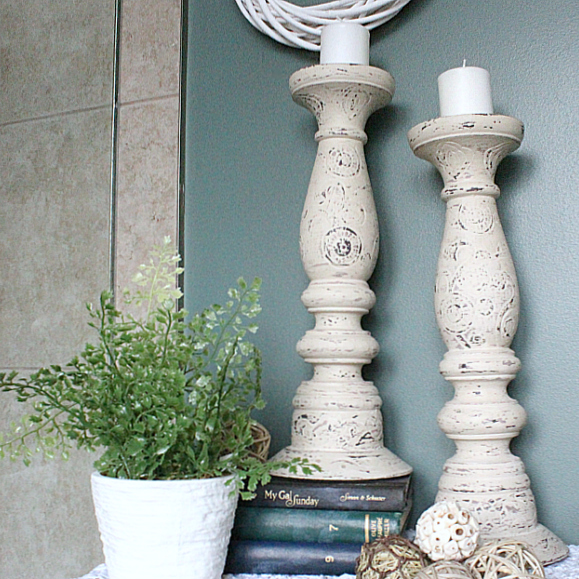diy-distressed-pillar-candle-holders-theprojectpile