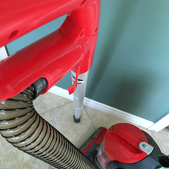 Clean that Old Dusty Bathroom Vent the Easy Way!