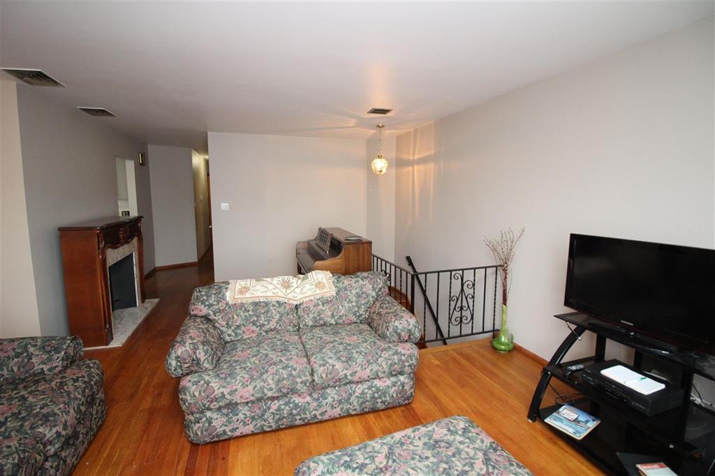 For Sale Bayonne NJ 4 East Ct. BAYONNE, NJ The Property Shop, Inc