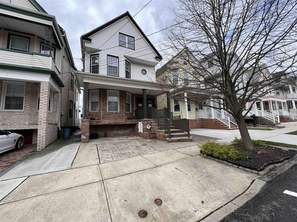 SOLD Bayonne NJ 20 WEST 45TH ST. The Property Shop, Inc