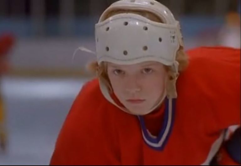 Mighty Ducks minute No. 23, the Hawks vs. Ducks, Round 1