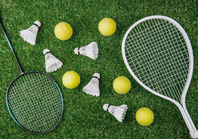Badminton Racket vs Tennis Racket A Comparative Analysis 2024