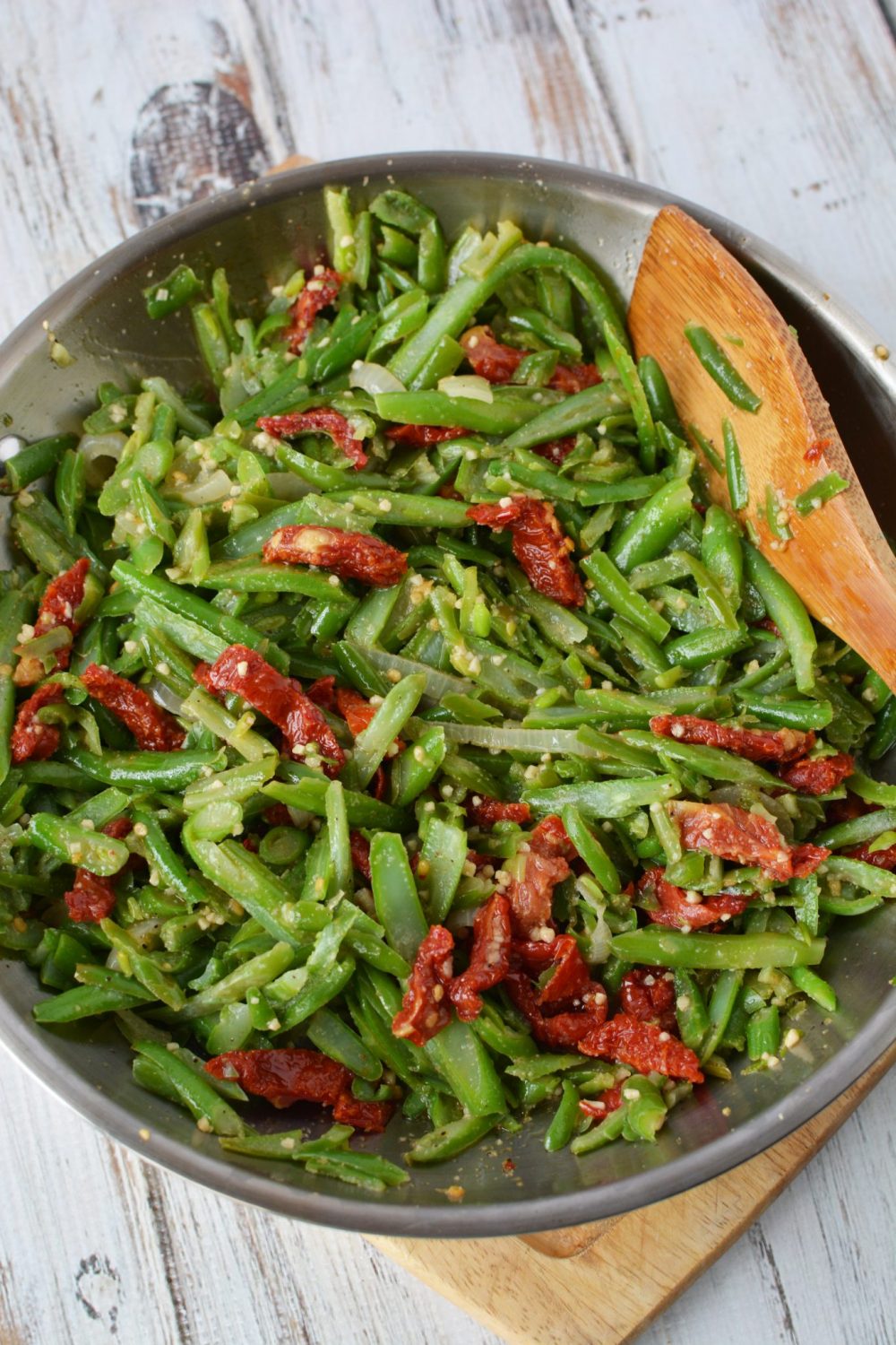 Garlic & Tomato Green Beans Recipe The Rebel Chick