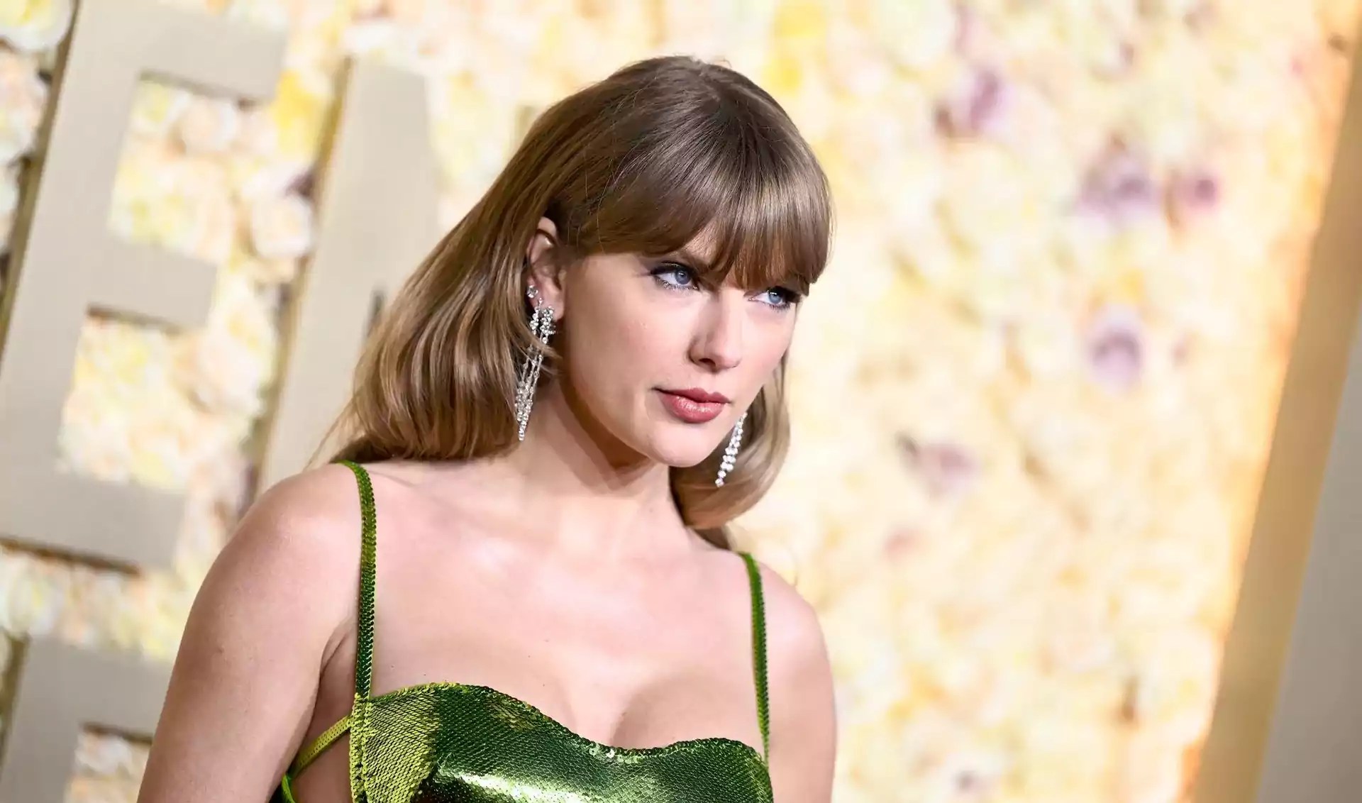 Taylor Swift AI Images Spark Outrage Swifties Rally Against Deepfakes, Highlighting Concerns