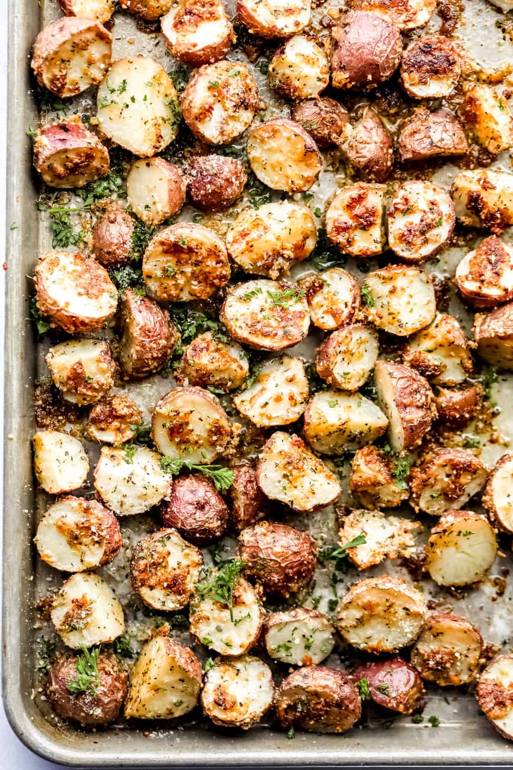 Parmesan Garlic Roasted Potatoes The Recipe Critic