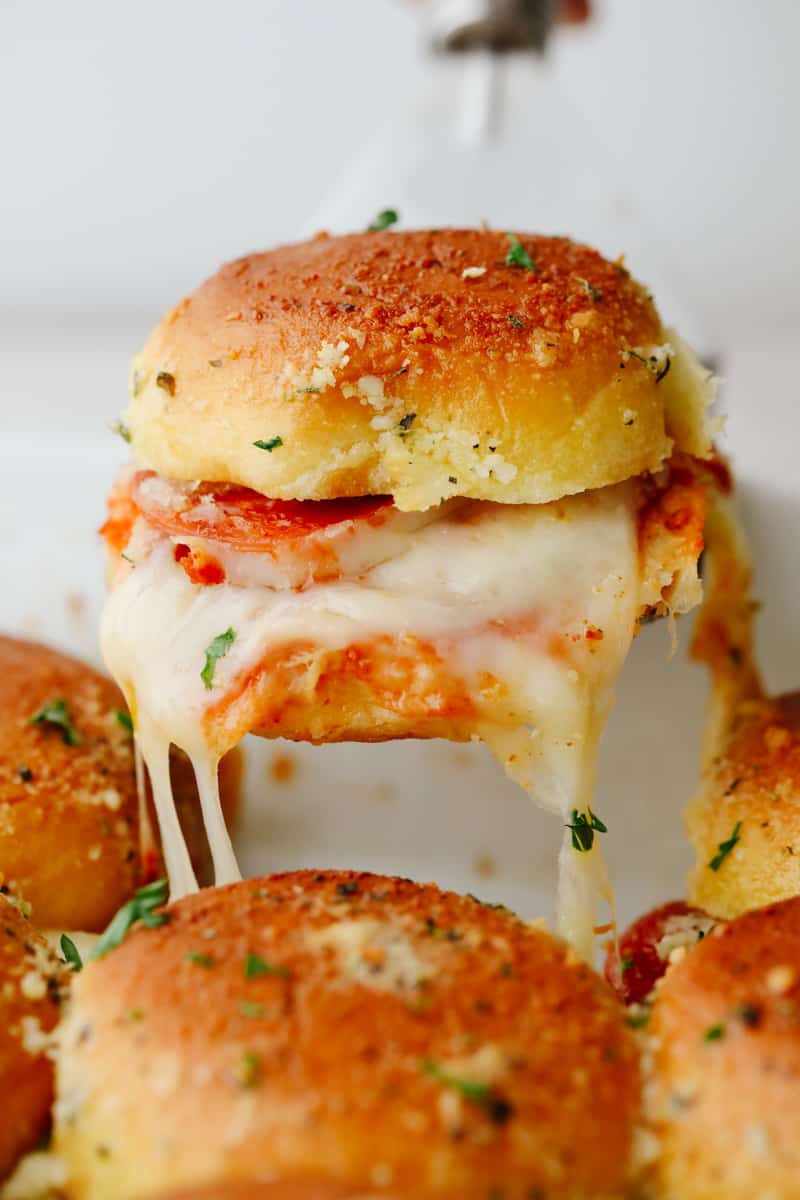 Hawaiian Roll Pizza Sliders Recipe The Recipe Critic