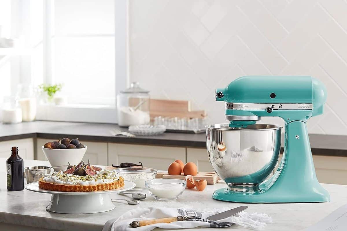 Best kitchen gifts: KitchenAid stand mixer